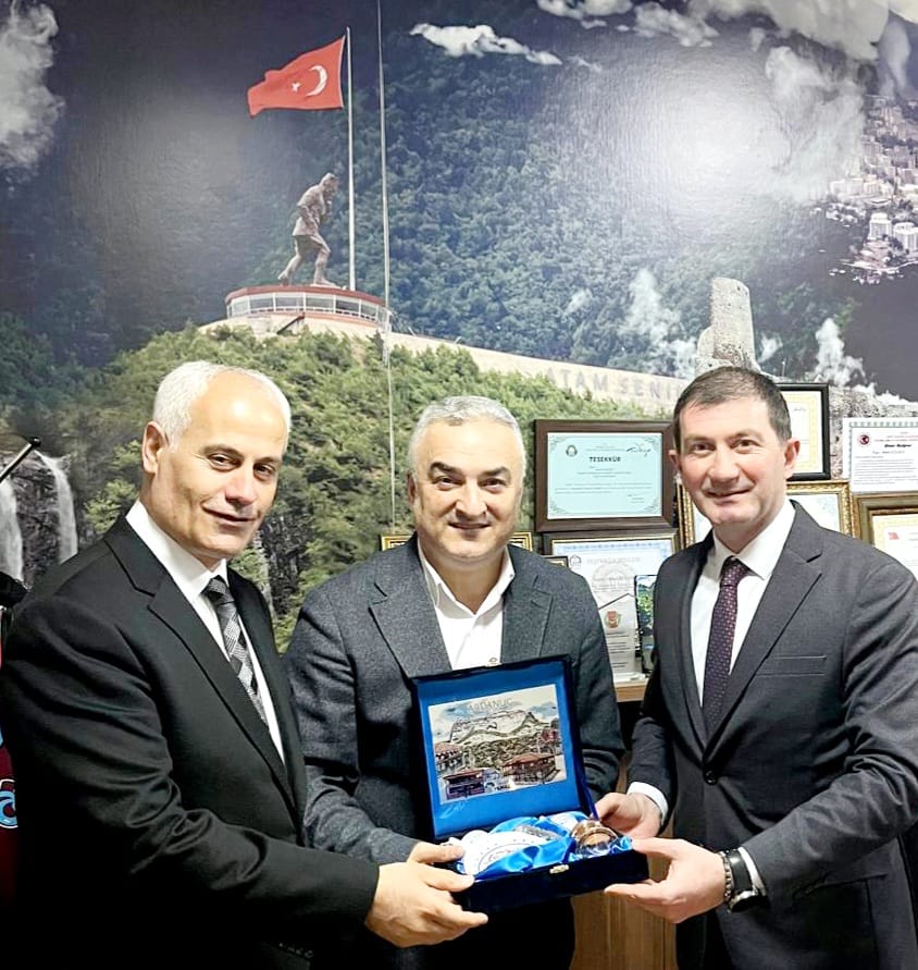 EMRAH BAŞKANIN HEMŞEHRİ VEFASI