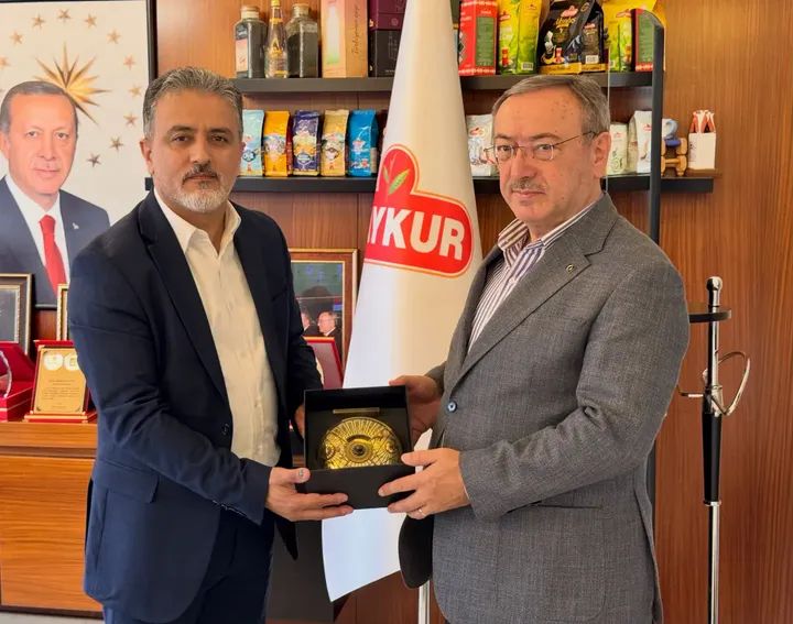 ÖZ GIDA İŞ SENDİKASI GENEL BAŞKANI GÜLPOLAT 'DAN GENEL MÜDÜR ALİM'E ZİYARET 